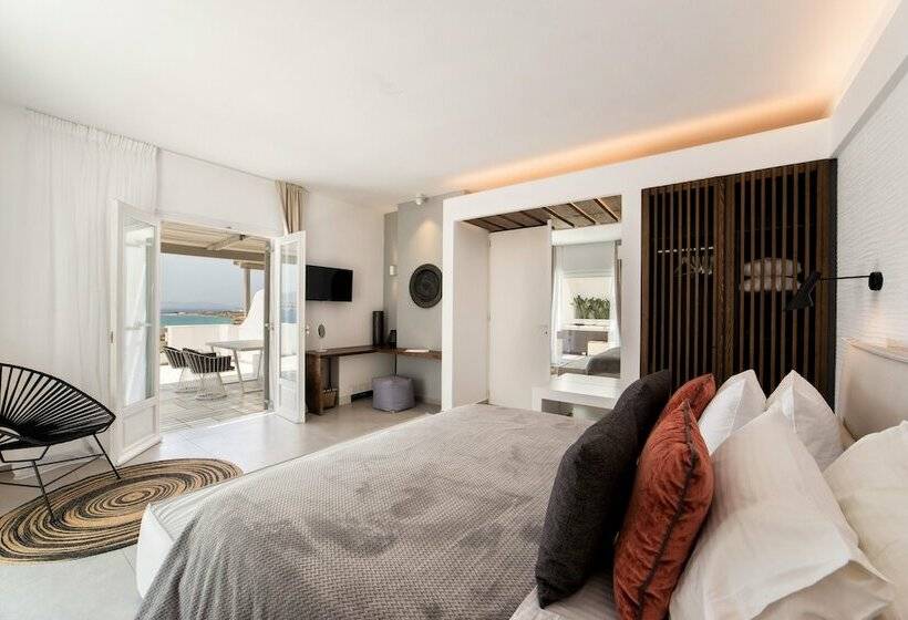 带海景的行政套房, Paros Agnanti Resort & Spa