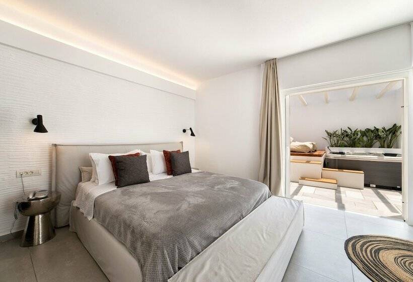 带海景的行政套房, Paros Agnanti Resort & Spa