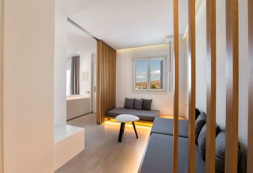 带海景的行政套房, Paros Agnanti Resort & Spa