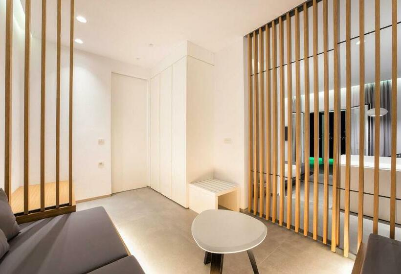 带海景的行政套房, Paros Agnanti Resort & Spa