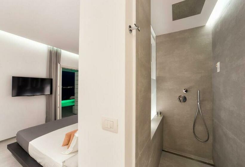 带海景的行政套房, Paros Agnanti Resort & Spa