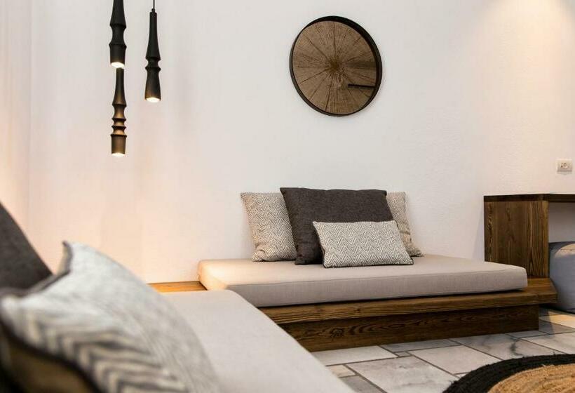 带海景的行政套房, Paros Agnanti Resort & Spa