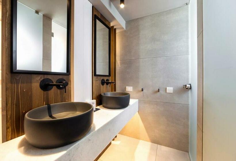 带海景的行政套房, Paros Agnanti Resort & Spa