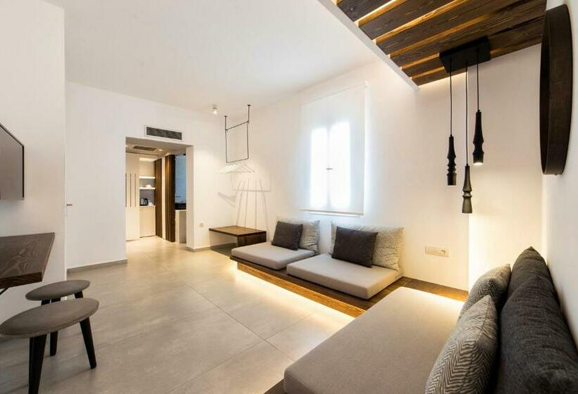 带海景的行政套房, Paros Agnanti Resort & Spa