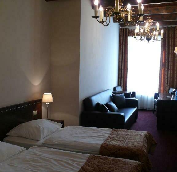 スーペリアールーム, Rezydent