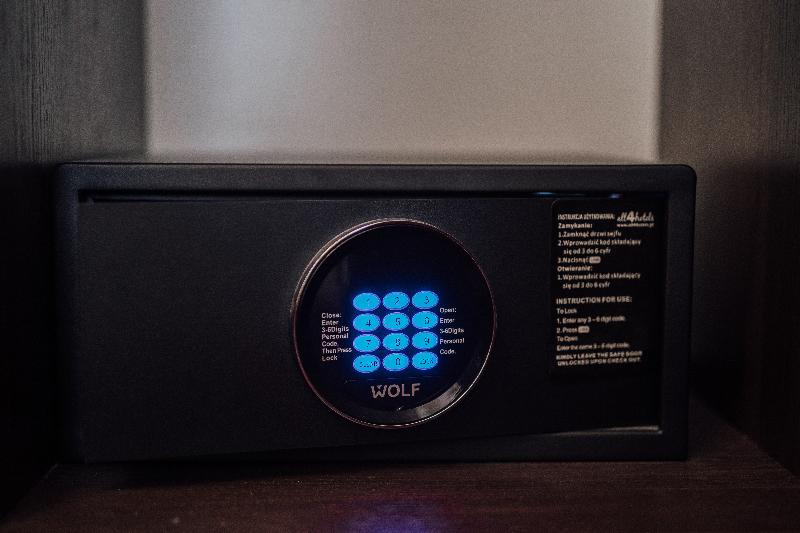 スーペリアールーム, Rezydent