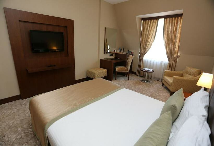 デラックスルーム, The Green Park  Merter