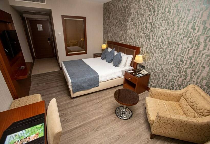 デラックスルーム, The Green Park  Merter