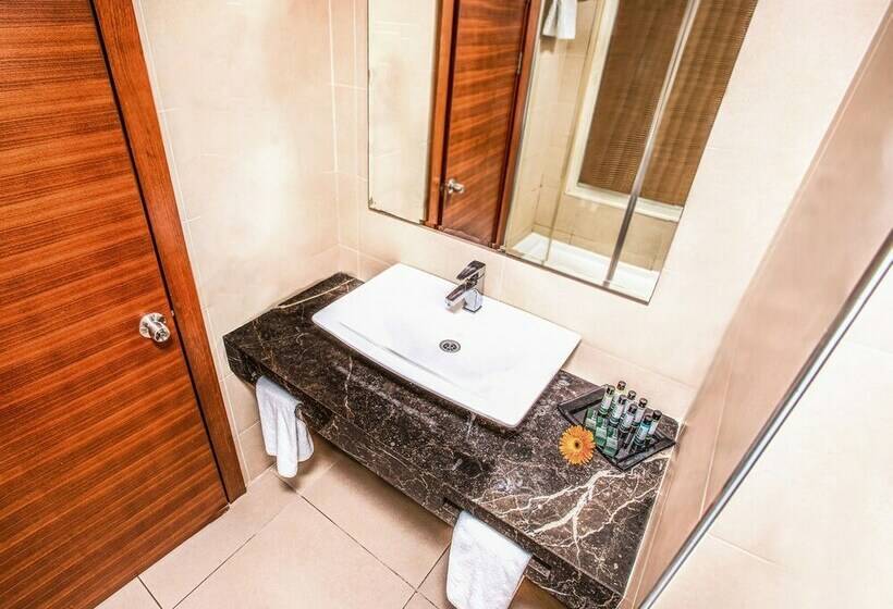 デラックスルーム, The Green Park  Merter