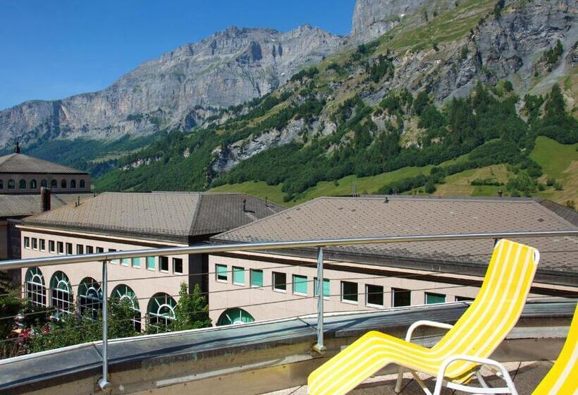 Полулюкс Одноместный с Террасой, Thermal Hotels & Walliser Alpentherme Leukerbad