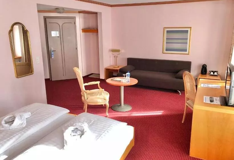 اتاق خانوادگی, Thermal Hotels & Walliser Alpentherme Leukerbad