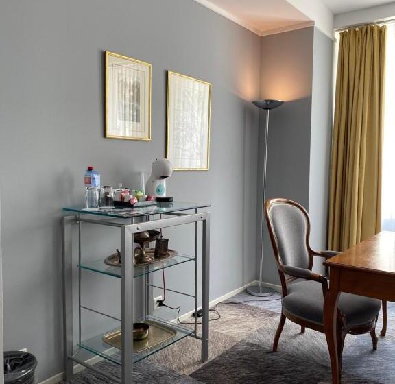 스위트 킹사이즈 침대, Thermal Hotels & Walliser Alpentherme Leukerbad