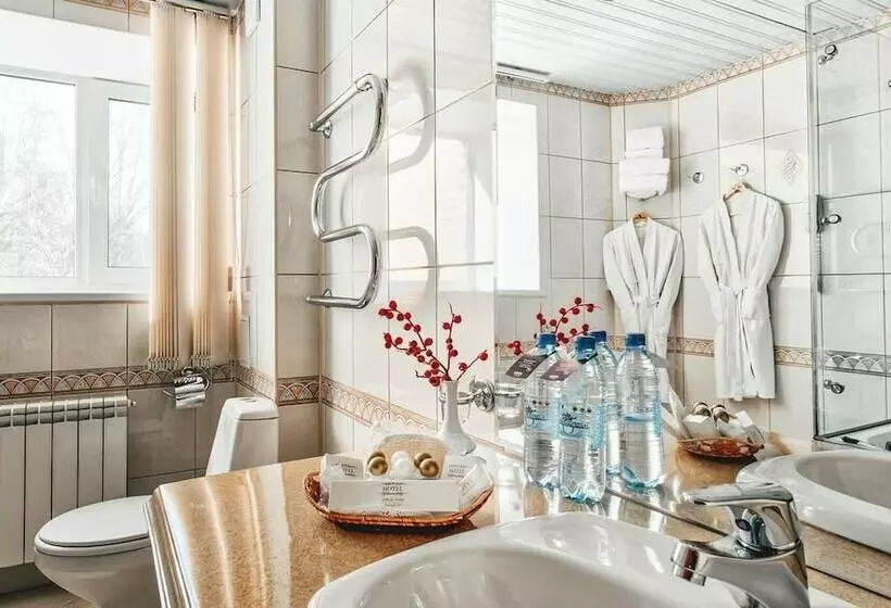 اتاق استاندارد, Ural