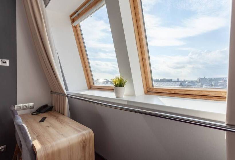 اتاق استاندارد, Kronverk