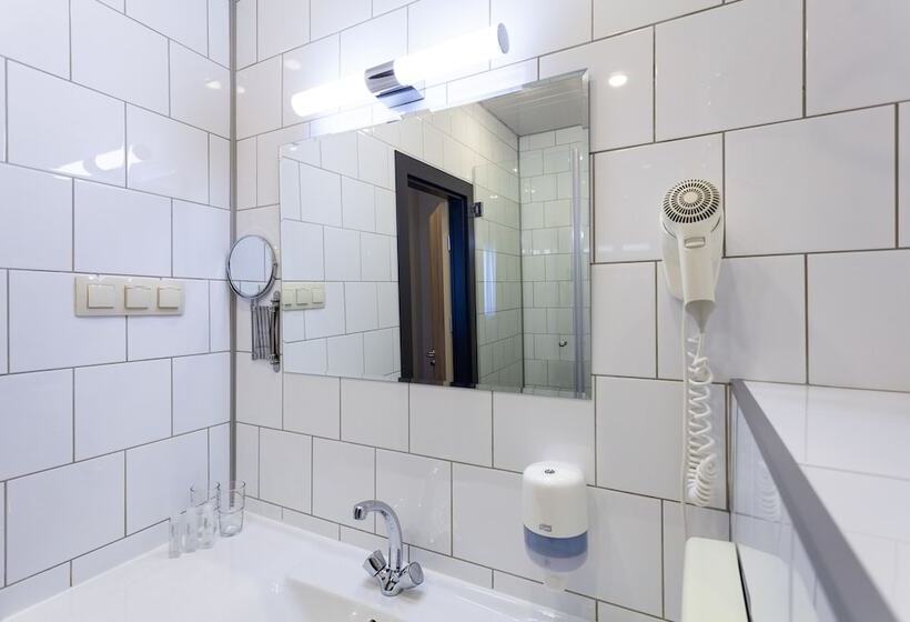 استودیوی استاندارد, Kronverk