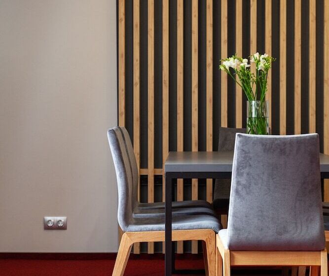 آپارتمان 1 خوابه, Kronverk