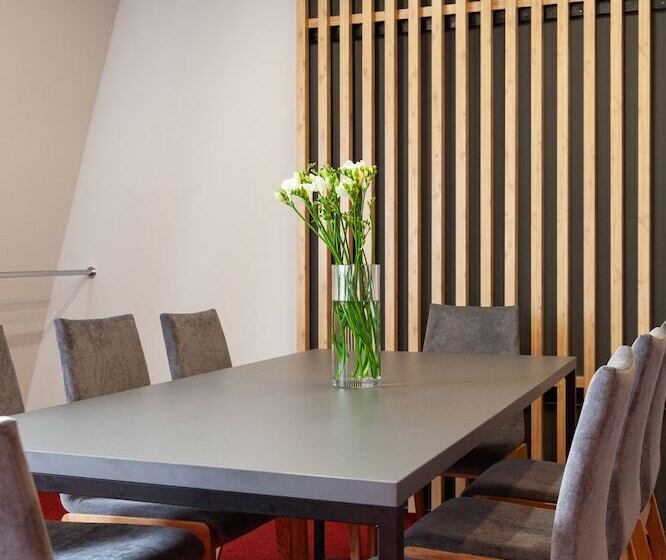 آپارتمان 1 خوابه, Kronverk