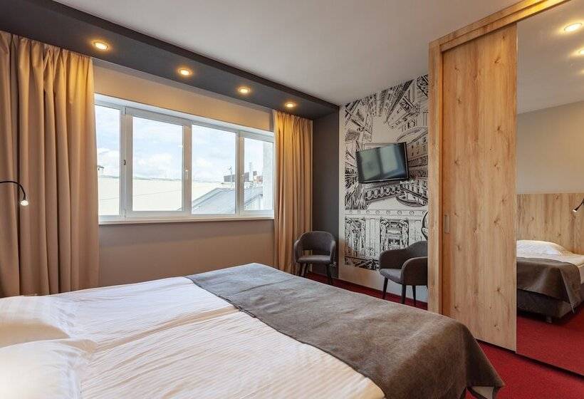 آپارتمان 1 خوابه, Kronverk