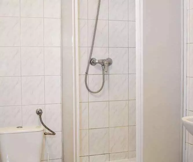 اتاق استاندارد سه نفره, Parkhotel Economic