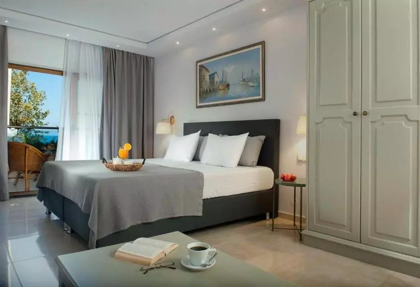 Sviitti Merinäkymä, Possidi Holidays Resort & Suite