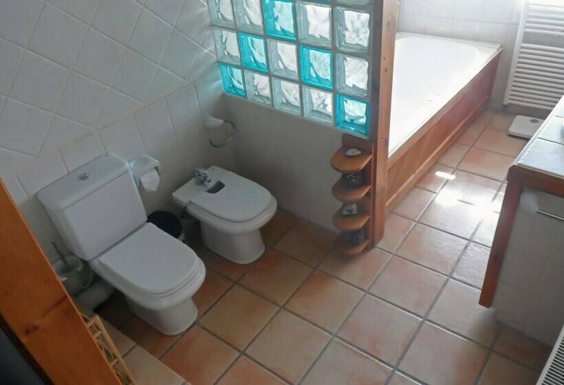 침실 1개 주택, As Tunel