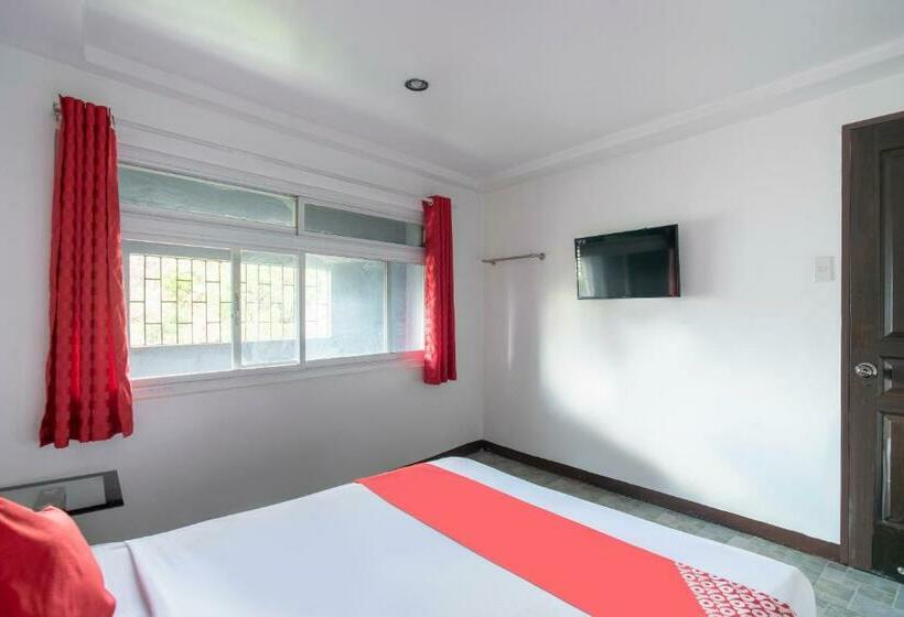 اتاق لوکس, Oyo 549 Sajj Bldg