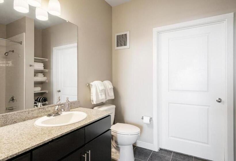 آپارتمان 2 خوابه, Kasa Highland Park Dallas