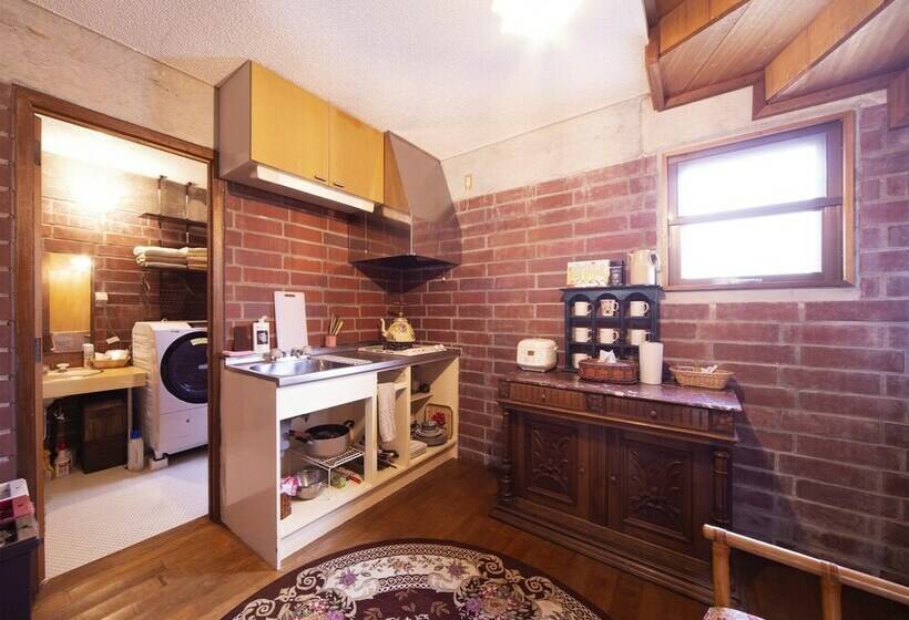 خانه 2 خوابه, Okinawa Starry Forest Cottage