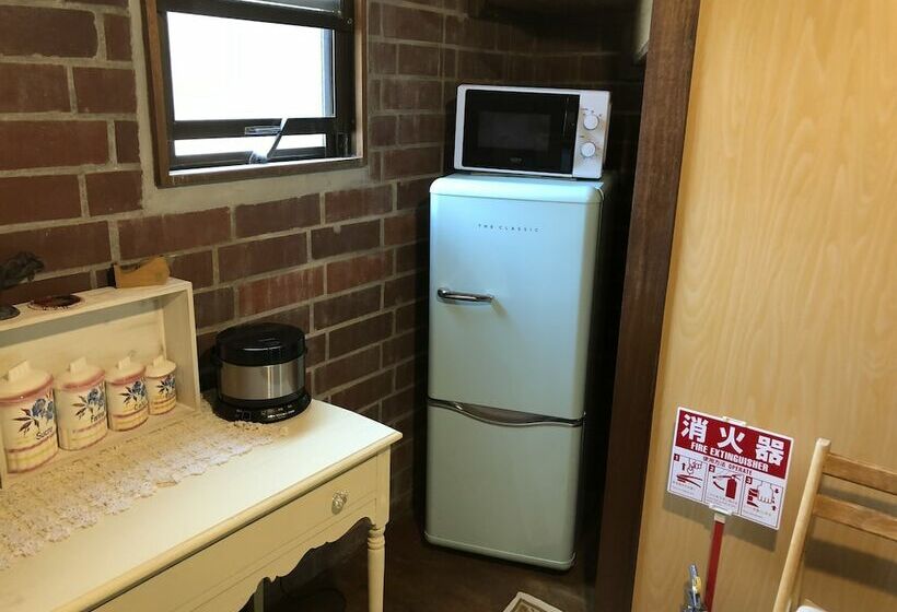 خانه 2 خوابه, Okinawa Starry Forest Cottage