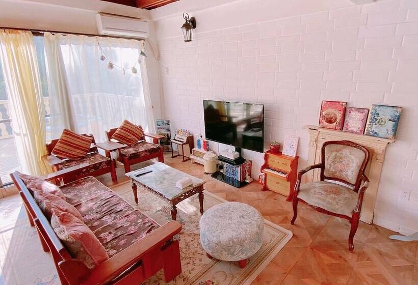 خانه 2 خوابه, Okinawa Starry Forest Cottage