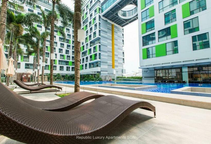 سوییت سوپریور, Republic Suites Ho Chi Minh City