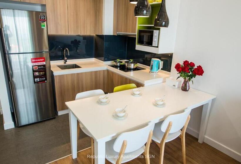 سوییت سوپریور, Republic Suites Ho Chi Minh City