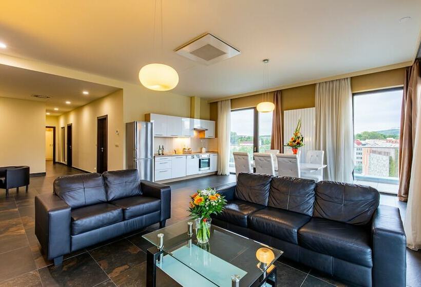 شقة 3 غرف, Rezidence Fontana