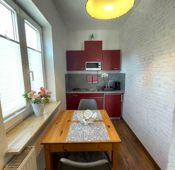 آپارتمان 1 خوابه, Boutique Family House La