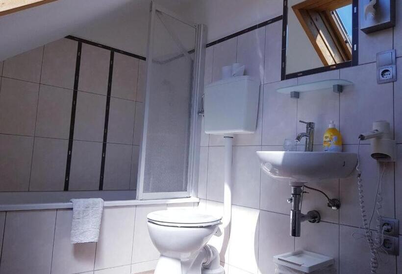 آپارتمان 2 خوابه با بالکن, Boutique Family House La