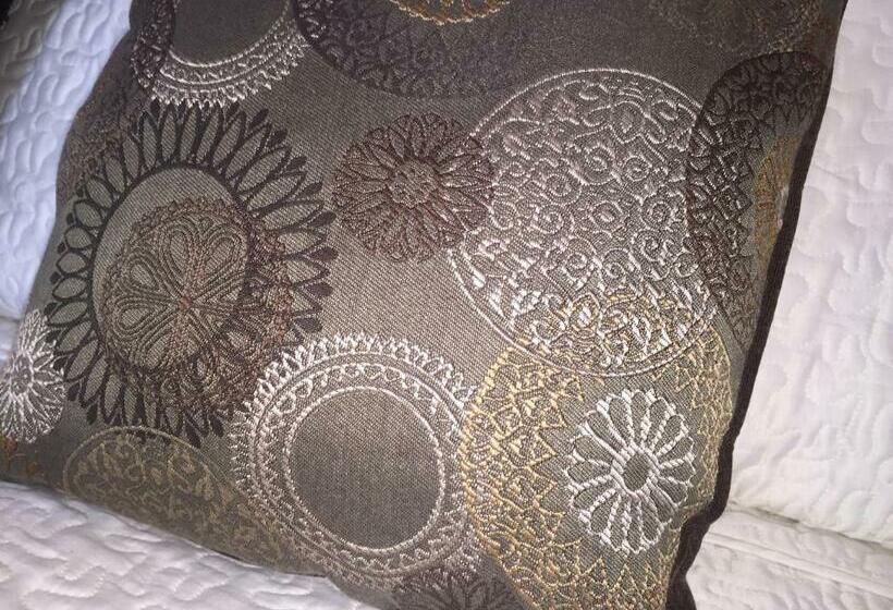 اتاق لوکس با تخت بزرگ, Casa De Tres Lunas/house Of Three Moons