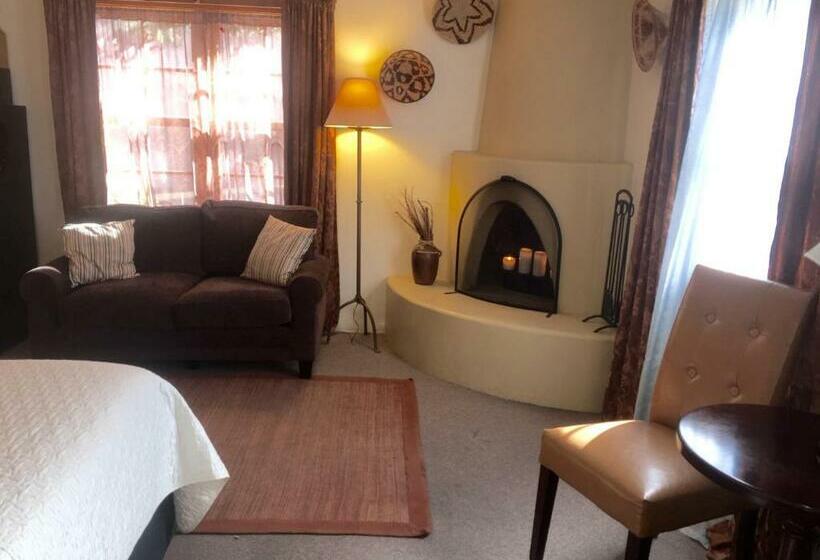 اتاق لوکس با تخت بزرگ, Casa De Tres Lunas/house Of Three Moons