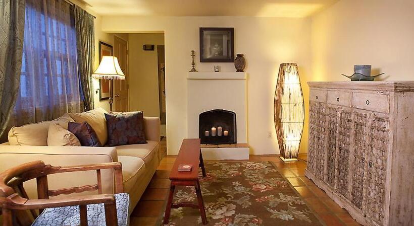 آپارتمان 1 خوابه همکف, Casa De Tres Lunas/house Of Three Moons