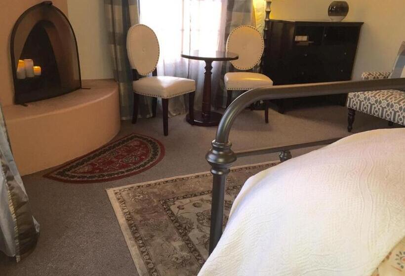 اتاق استاندارد با تخت بزرگ, Casa De Tres Lunas/house Of Three Moons