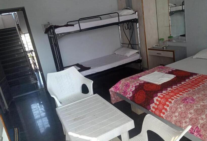 غرفة عائلية, P A Resort