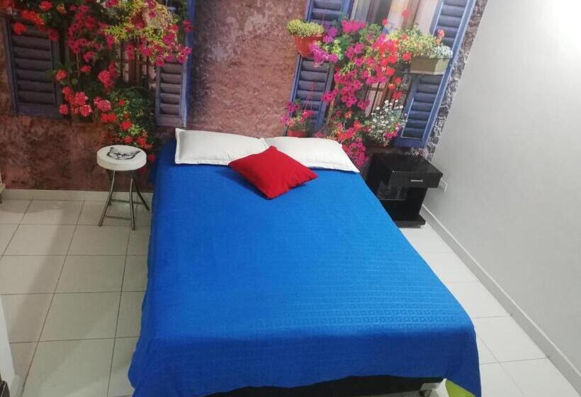 Escritório Estándar, Aparta Estudio 7051