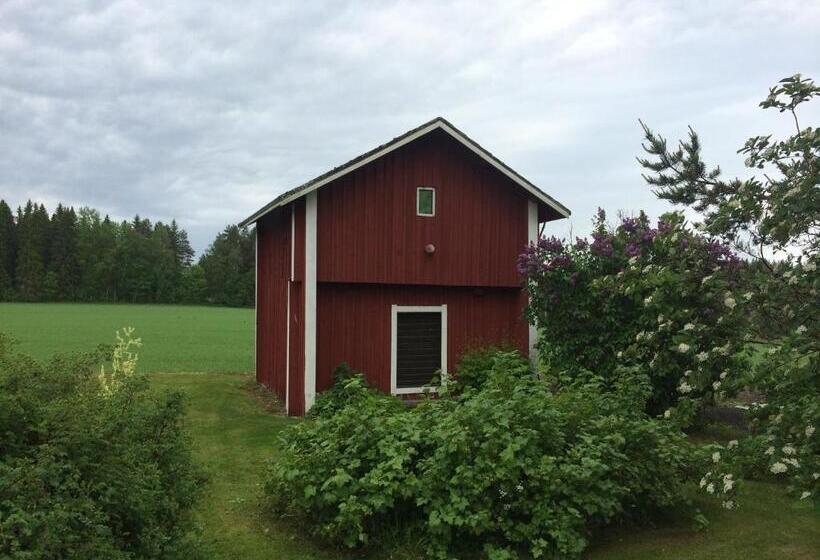 标准间, Hyvölän Talo