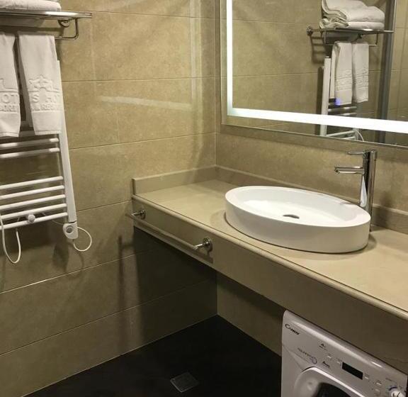 استودیوی استاندارد, Dreamland Oasis 7 Chakvi