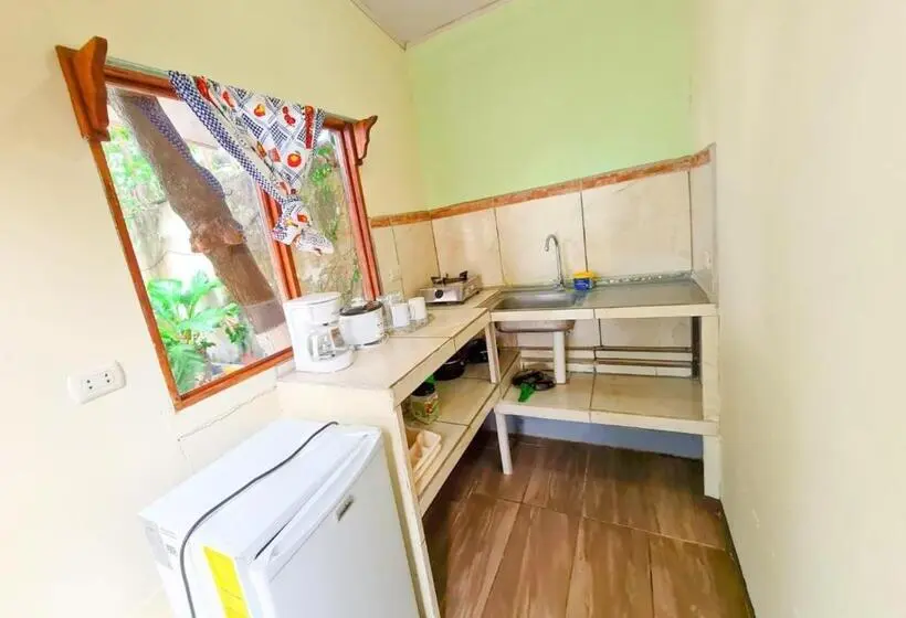 エコノミールーム, Cabinas Coco Alegre