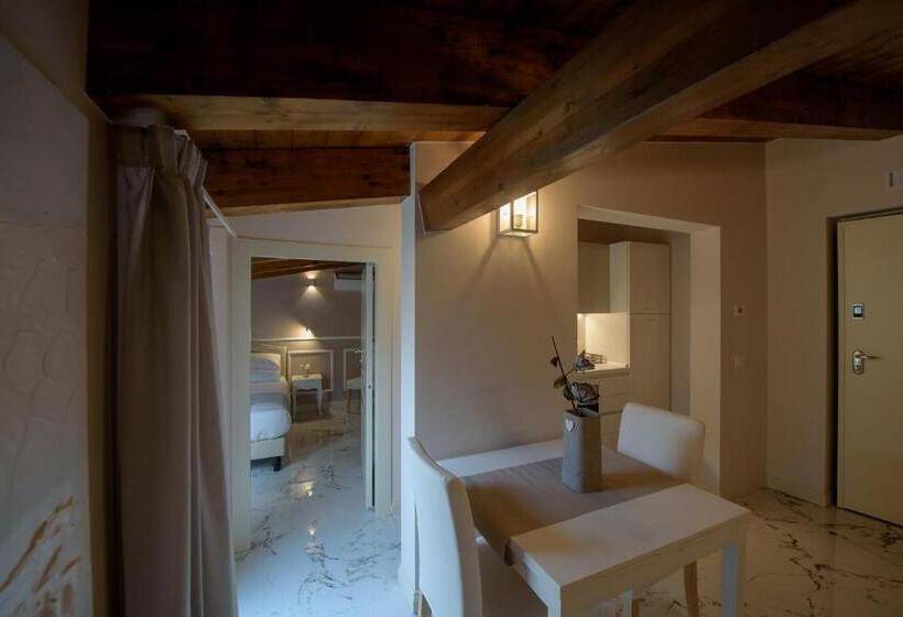 Апартаменты 1 Спальня, Marie Claire Apartments & Spa