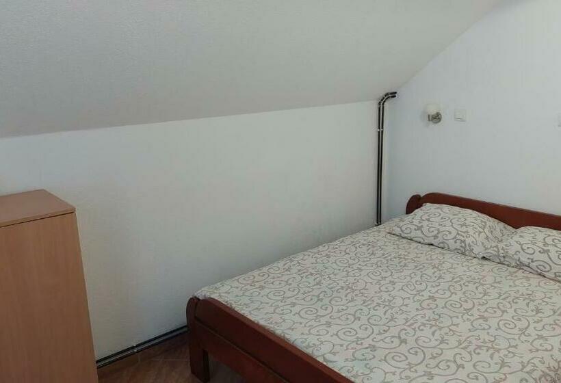 آپارتمان 1 خوابه با چشم‌انداز, Apartments Tatic