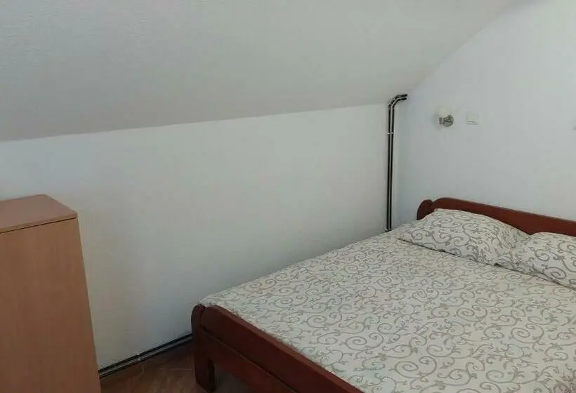 آپارتمان 1 خوابه با چشم‌انداز, Apartments Tatic