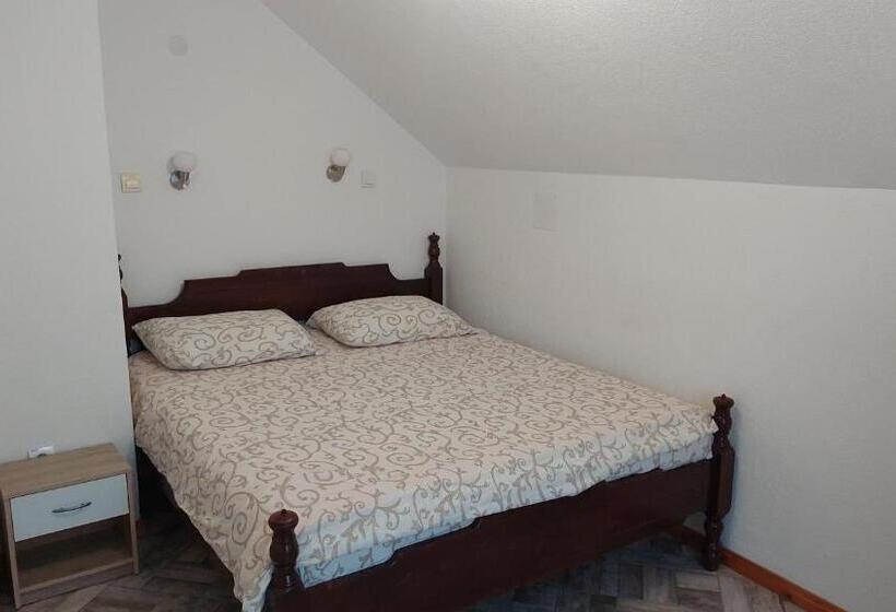 آپارتمان 1 خوابه, Apartments Tatic