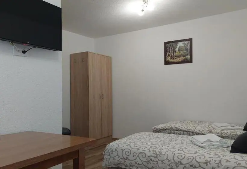 اتاق استاندارد سه نفره, Apartments Tatic