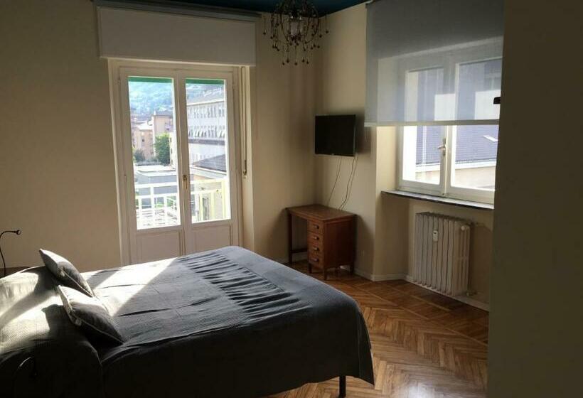 اتاق استاندارد با سرویس بهداشتی مشترک, Beaucoeur